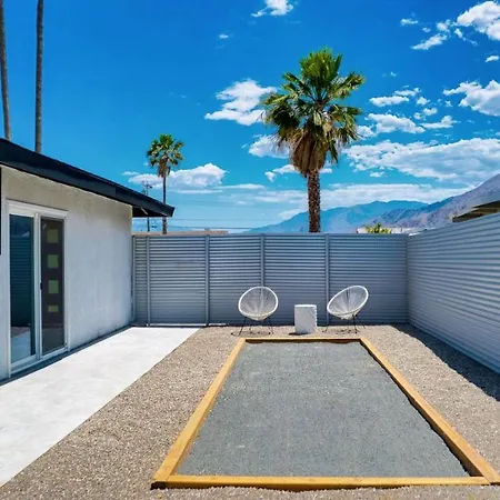 Palm Vista By Rather Be Properties Palm Springs Exterior photo